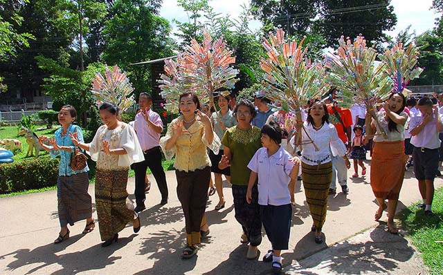 ภาพกิจกรรมผ้าป่าสามัคคีเพื่อการศึกษาเด็กพิการ